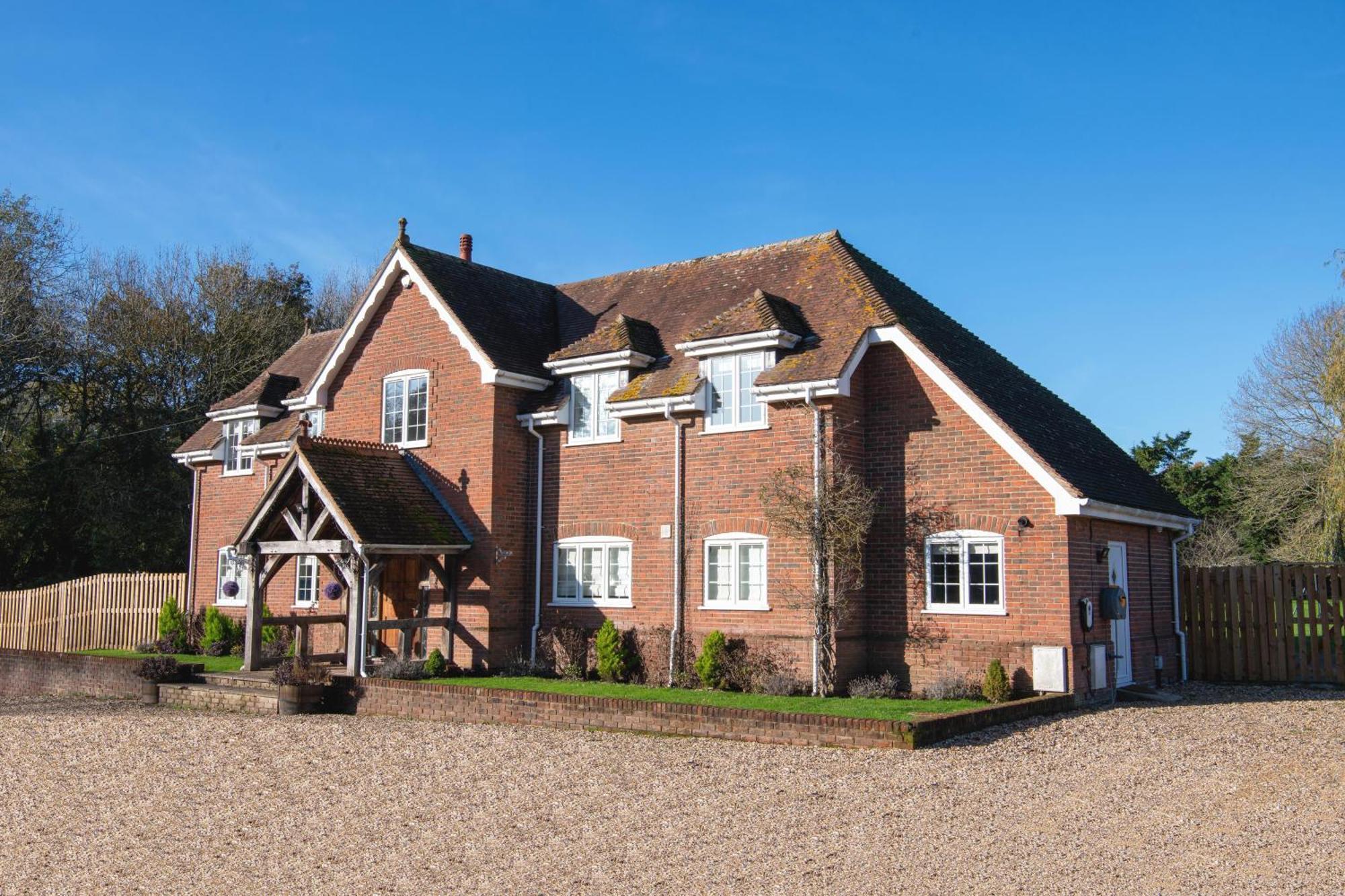 Langford Farmhouse - New Forest National Park Luxury 4Bd, Hot Tub, Cinema, 10 Acres Bartley Exterior photo